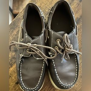 Boys casual/dress boat shoes